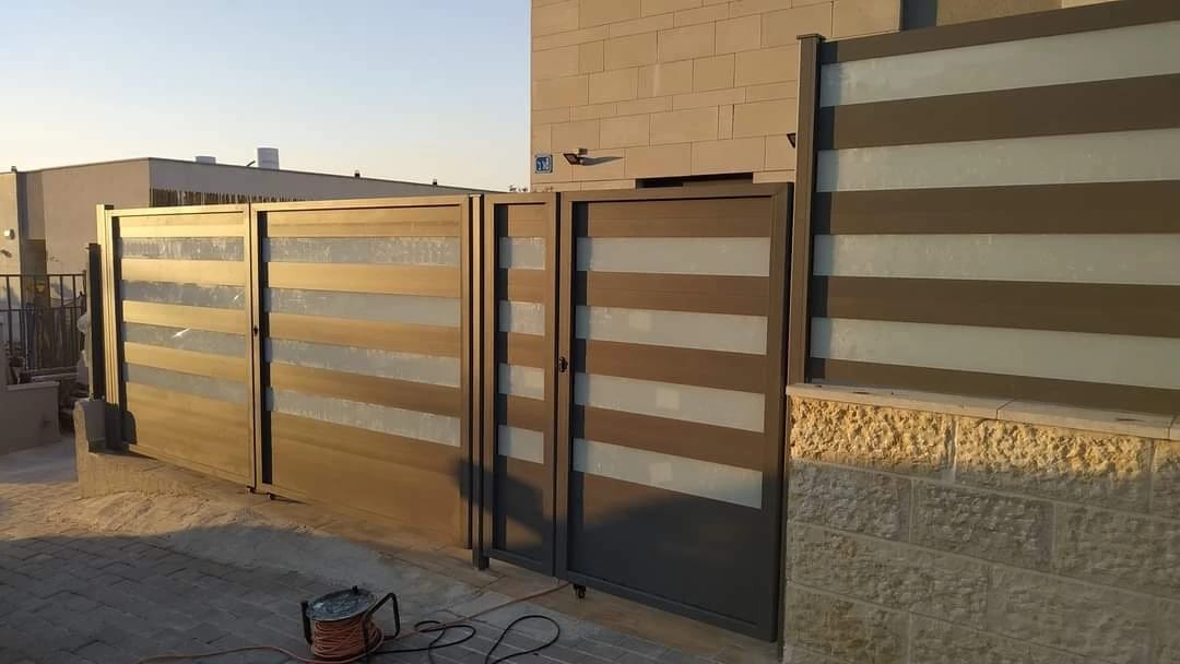 Fence 12