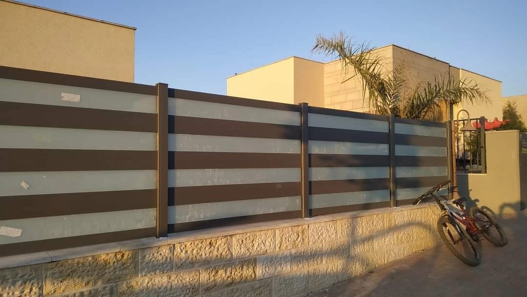 Fence 15