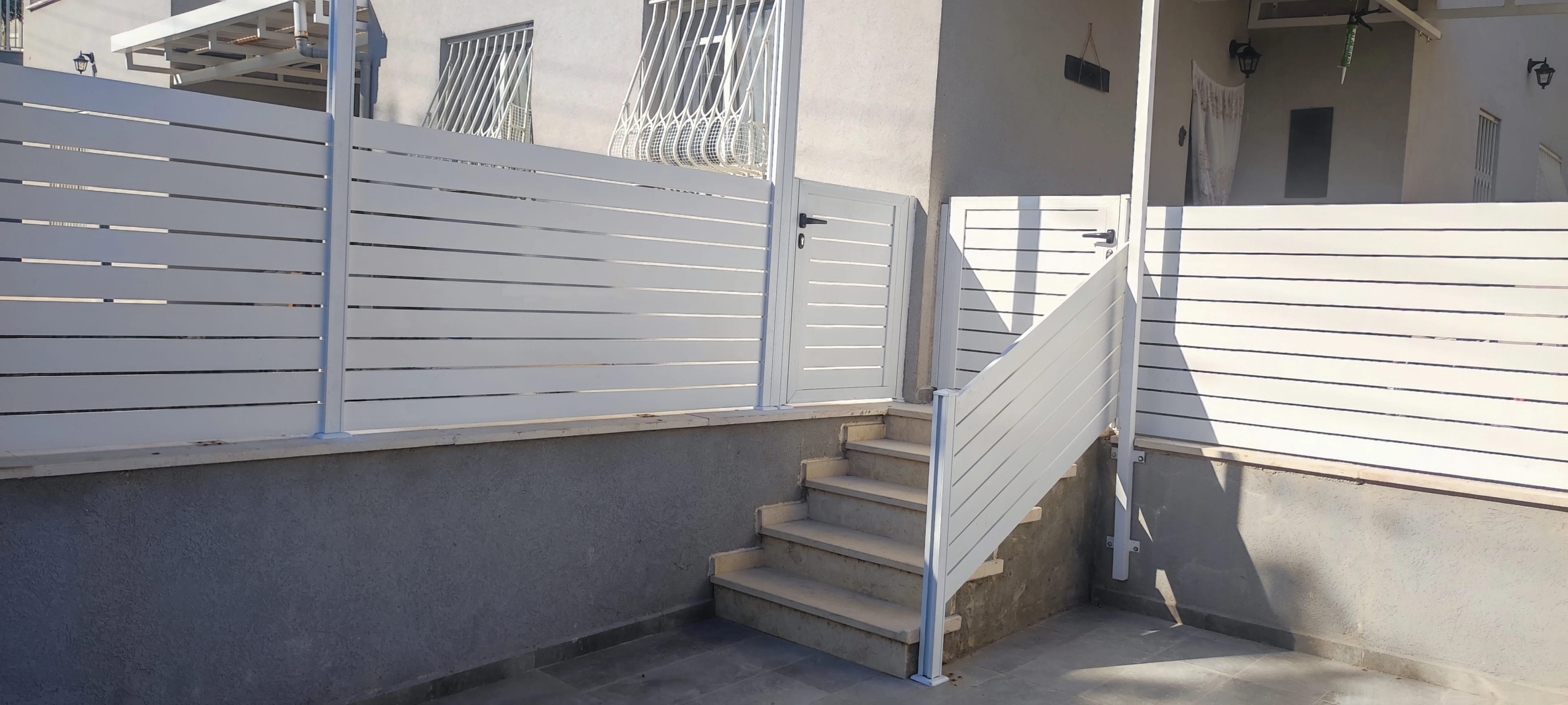 Fence 27