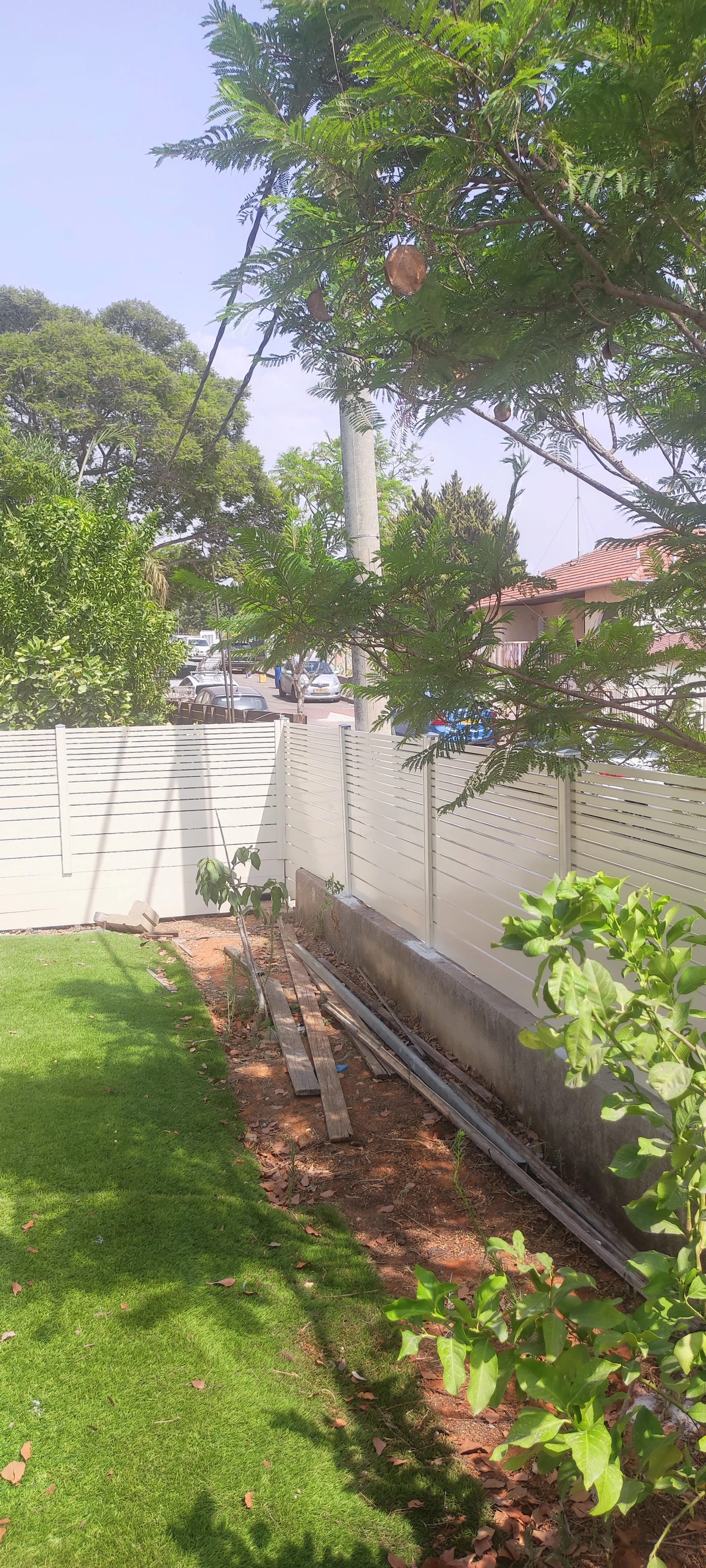 Fence 42
