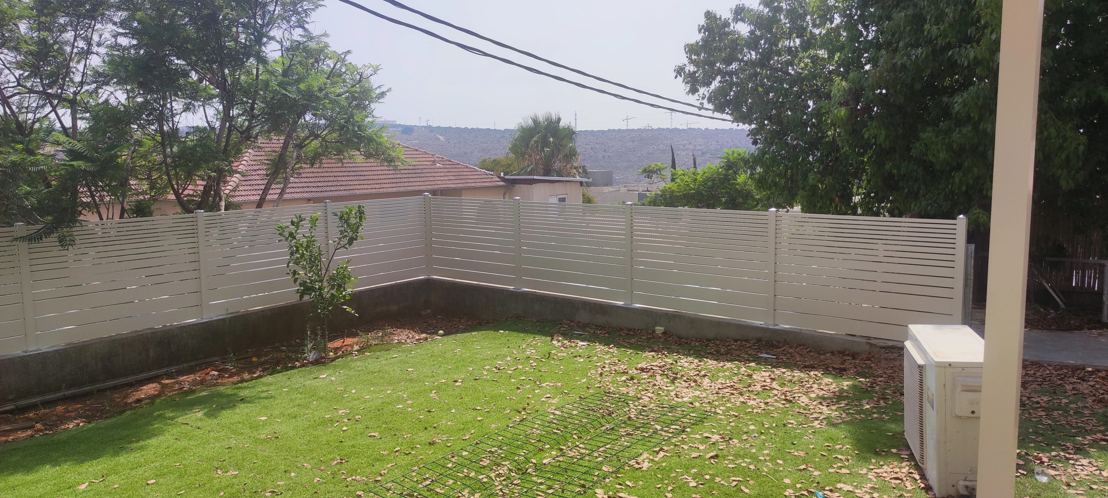 Fence 44