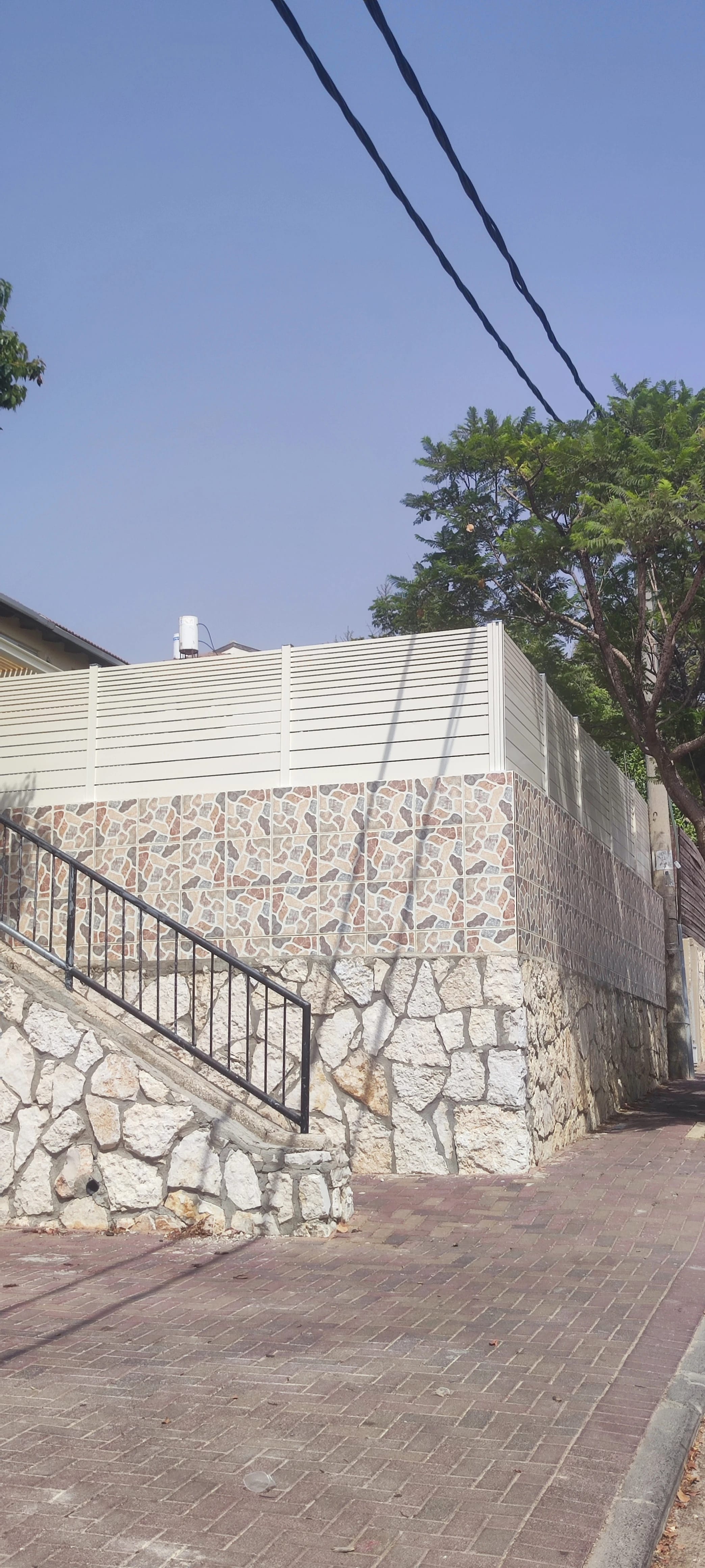 Fence 46