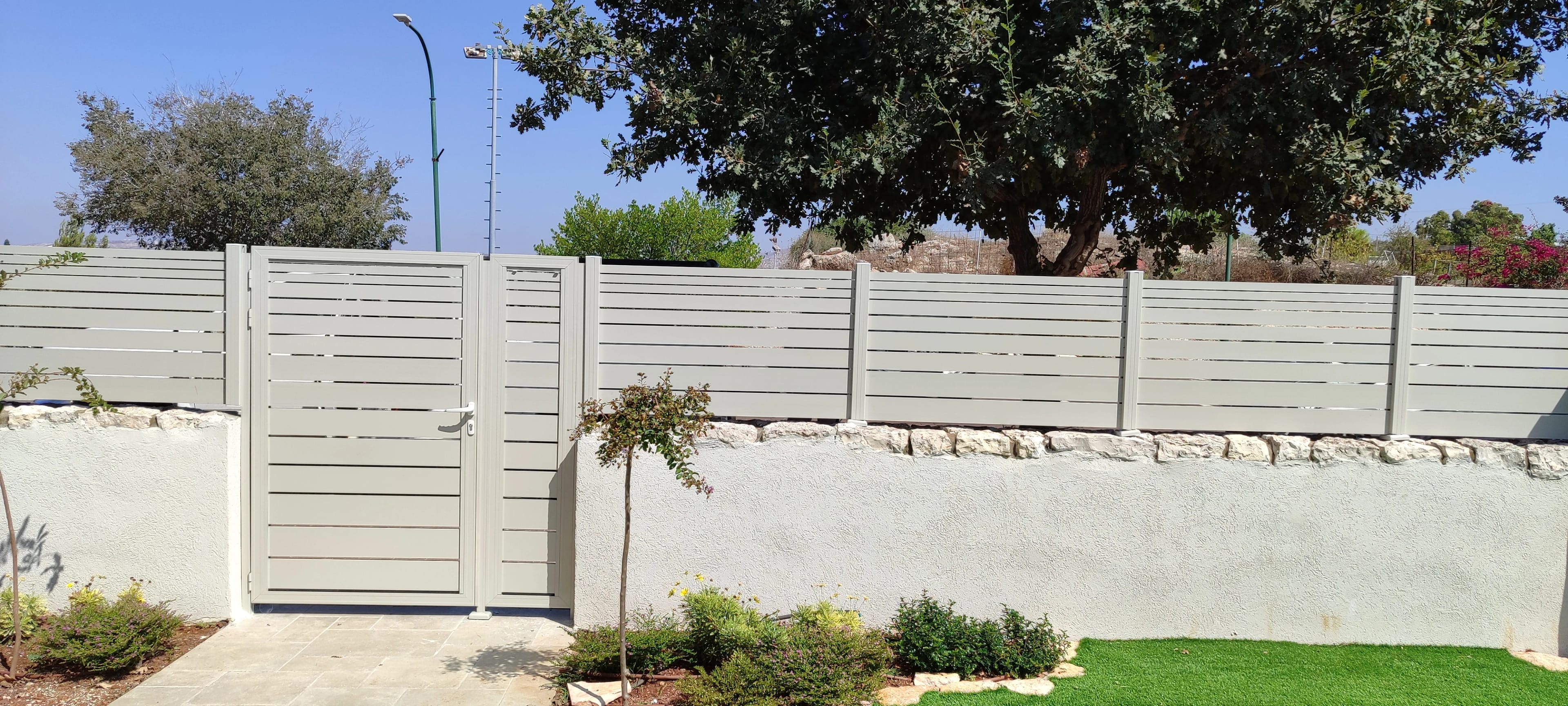 Fence 61